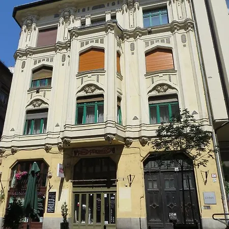Διαμέρισμα Raday Street