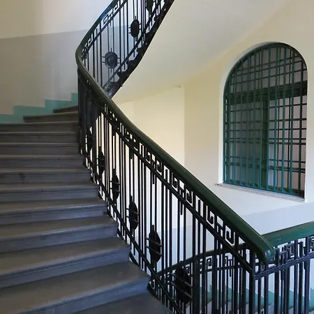 Διαμέρισμα Raday Street